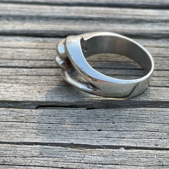 Sterling Silver Ring - Picture 3 of 5